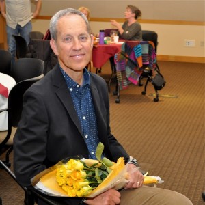 Gary with roses (800x800)